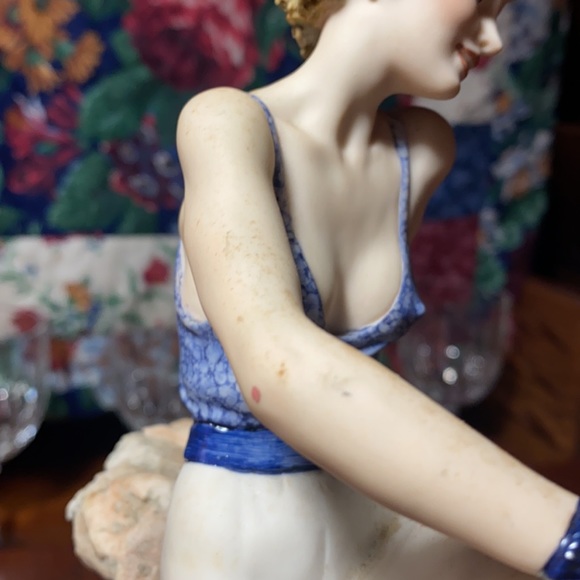 Florence Giuseppe Armani Art Figurine - Picture 9 of 16